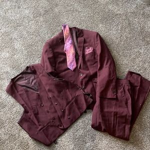 3 piece Men’s suit